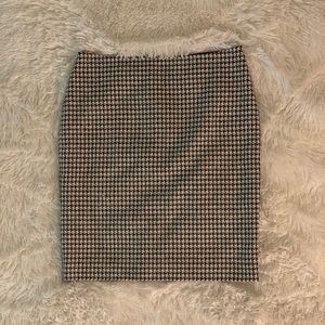 White House Black Market skirt